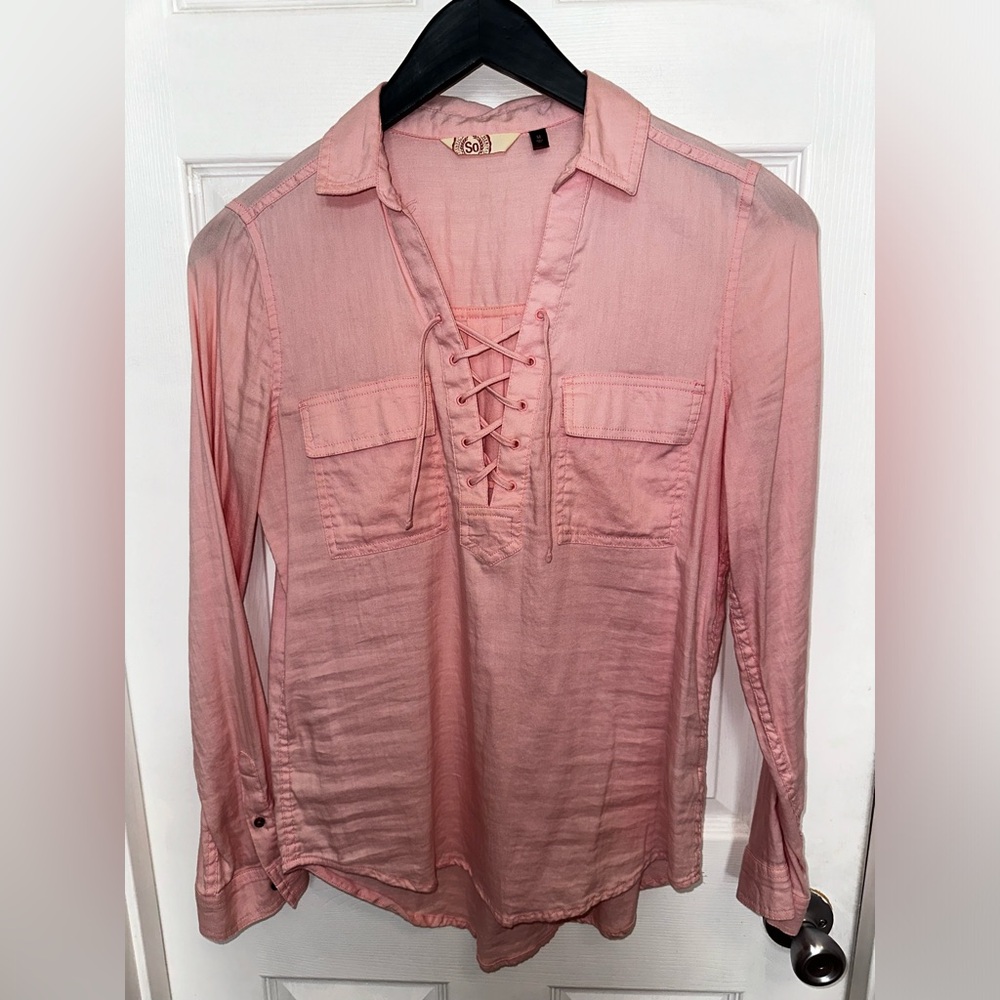 JUNIORS SO LONG SLEEVE SHIRT SIZE MEDIUM
